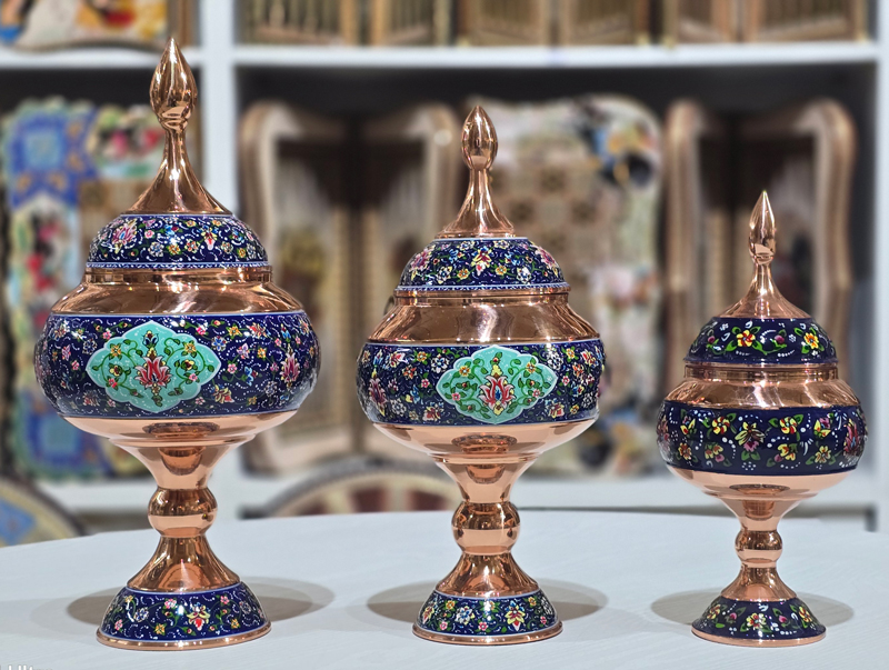 کارگاه پردیس دریچه ای به جهان صنایع‌دستی اصفهان